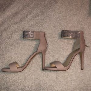 Brand new Vince Camuto Rhinestone blush pink heels